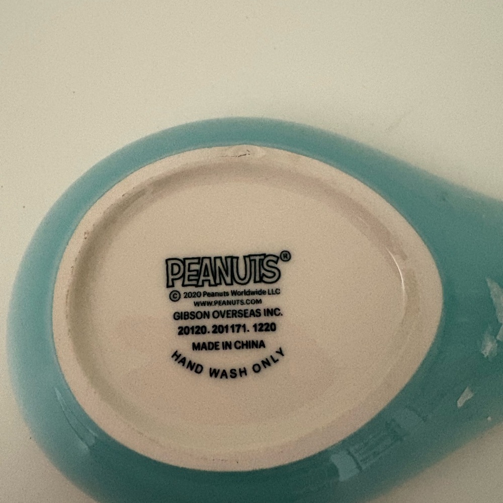 Peanuts Spoon Rest with snoopy Design - Picture 3 of 3